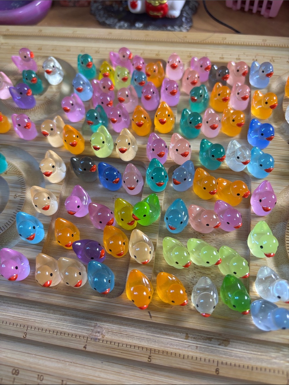 $10/11 pcs - Assorted Translucent  Duck Carvings - Multi Color Mix - Picture 2 of 3